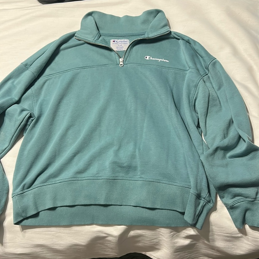 Champion Pullover
